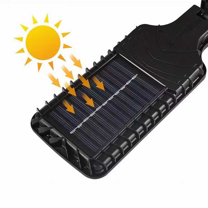 Vând 2 lămpi solare