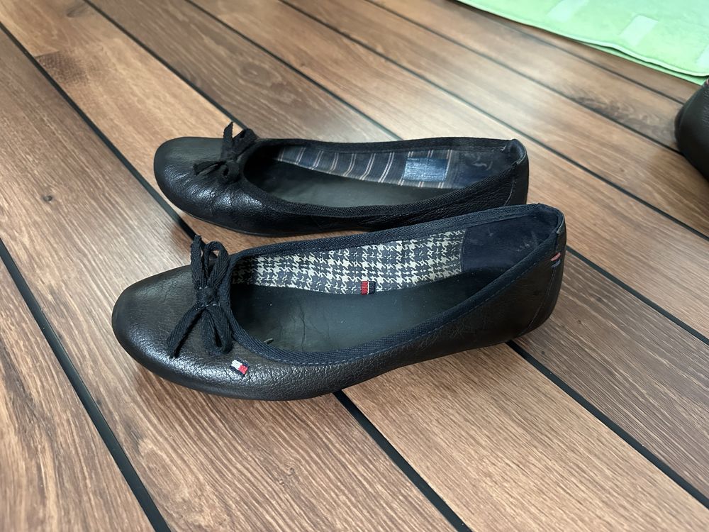 Balerini Tommy Hilfiger din pilele naturala 37