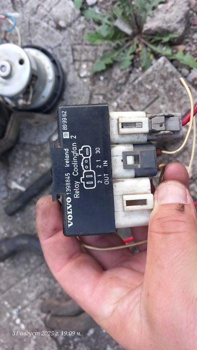 Волво 850 двигател скоростна и части