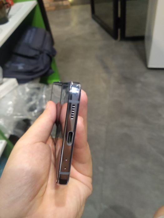 Срочно продается Samsung zflip 4 8/256