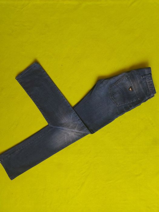 Emporio Armani-М-Оригинални