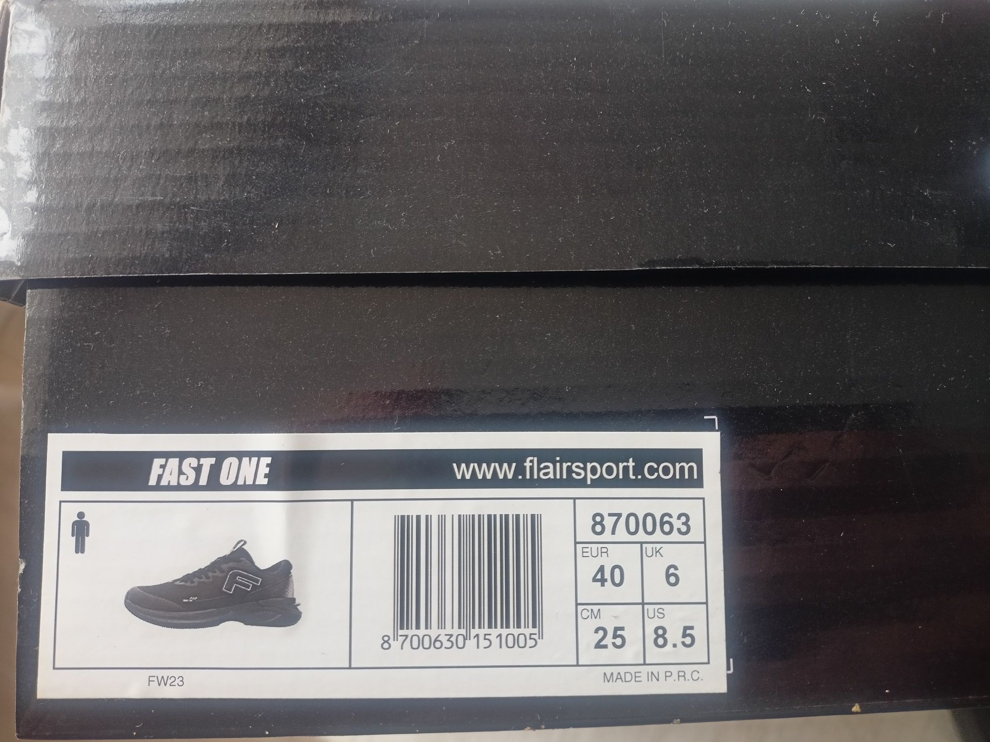 Flair Fast One FW23 40