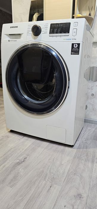 Продам стиральную машинку