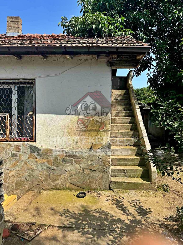 Продава се Къща в Асеновград - 20 кв.м за 1658 €/кв.м - Снимка #1