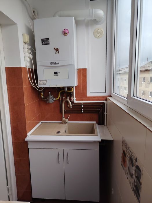 Apartament modern, reconfigurat în 3 camere, totul nou, gata de mutat