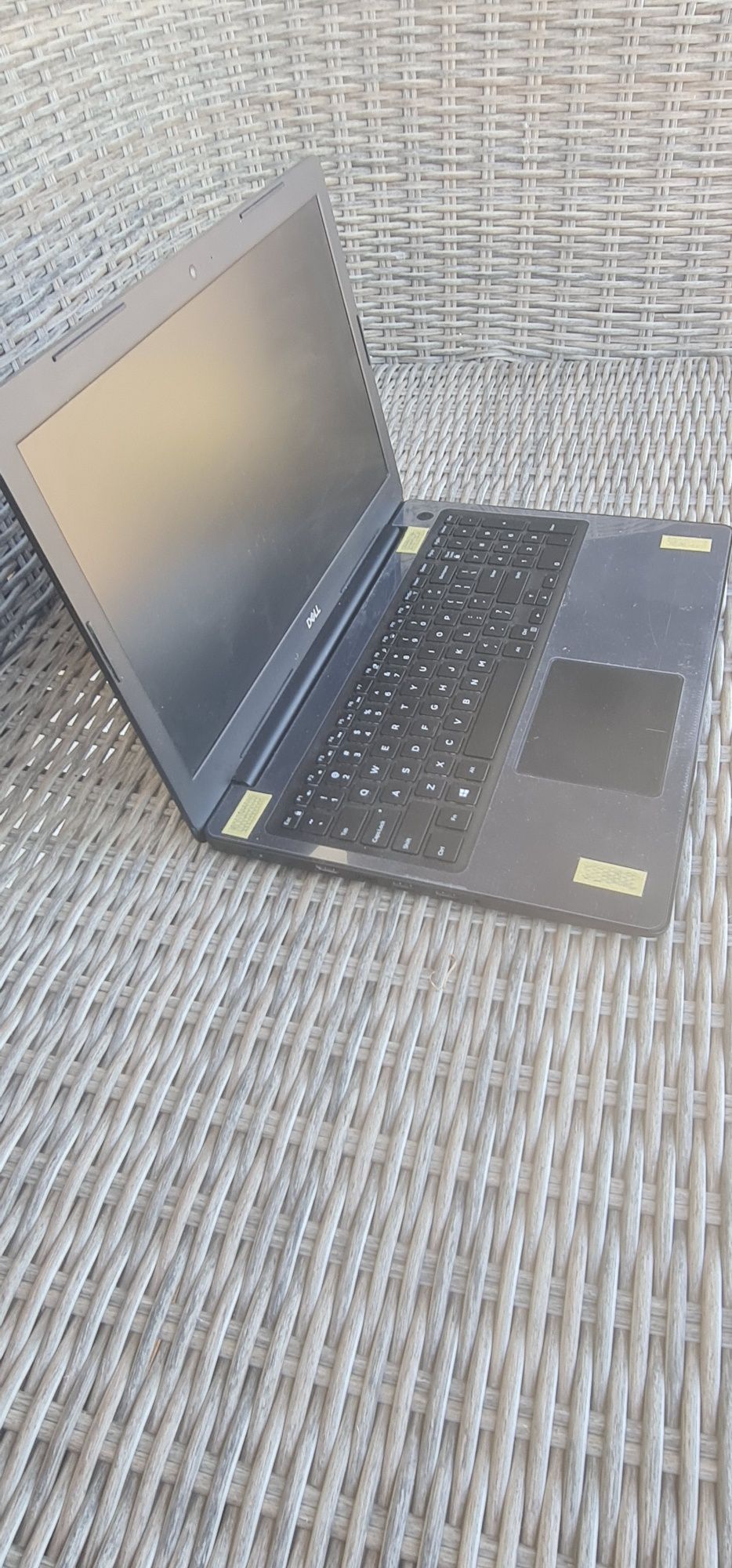 Laptop Dell Inspiron 3593  i7- 1065G7 15.6 16GB, 512GB NVME, 1 TB SSD,