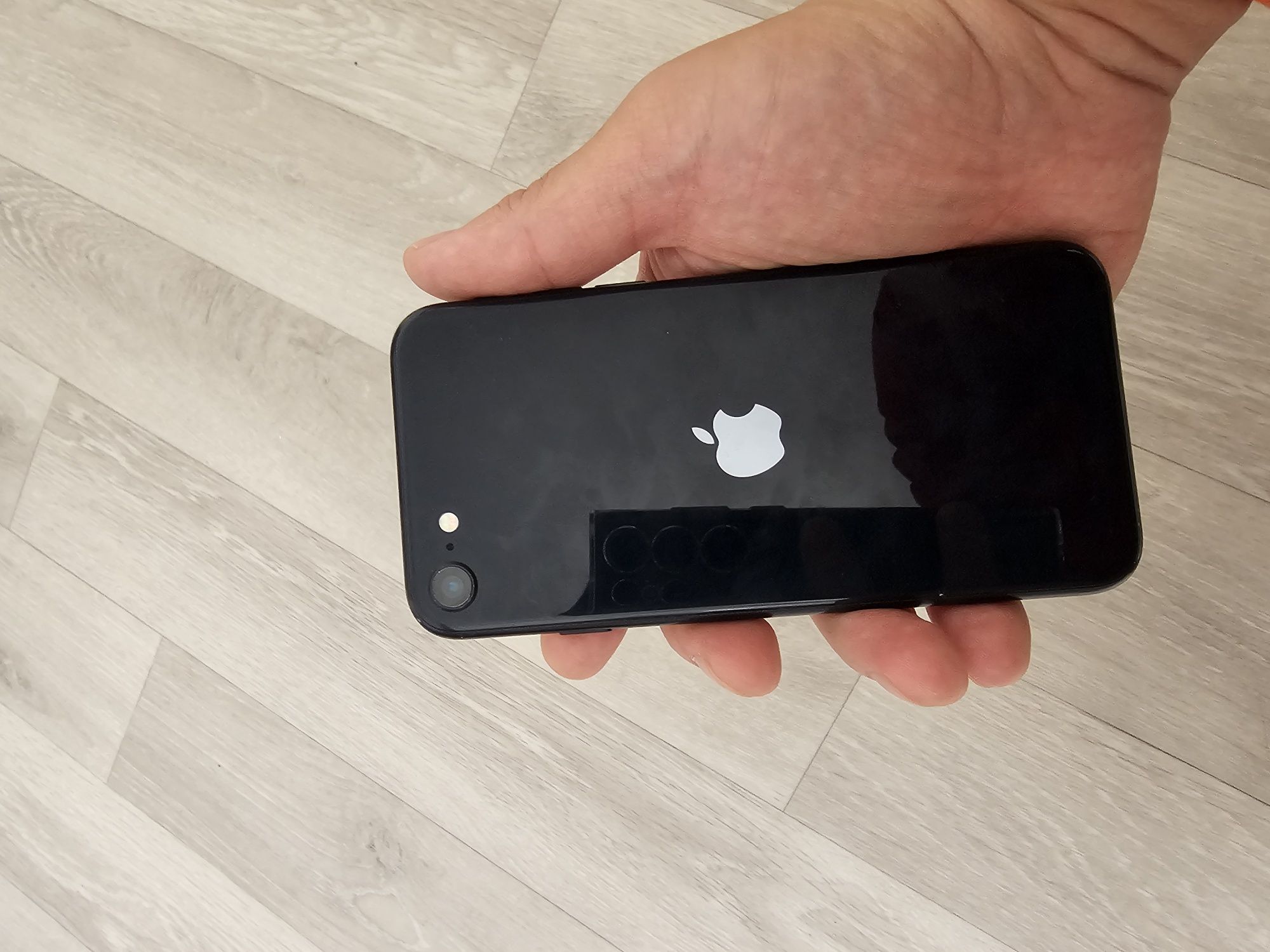 Iphone se 3 2022 года
