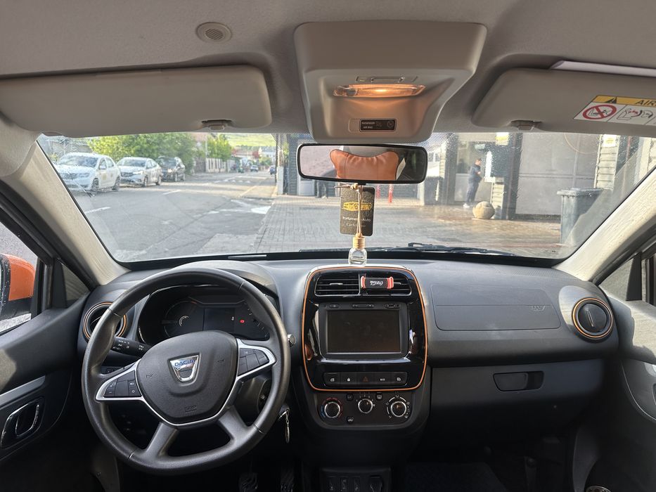 Inchiriez Dacia Spring bolt/uber/food delivery
