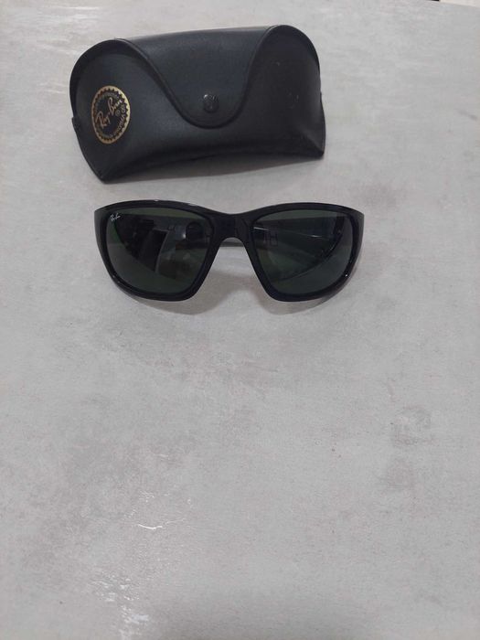Мъжки слънчеви очила RAY-BAN RB4300