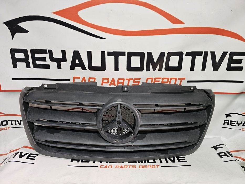 Grila radiator Mercedes Sprinter W907 W910 dupa 2018 cod A9108852600