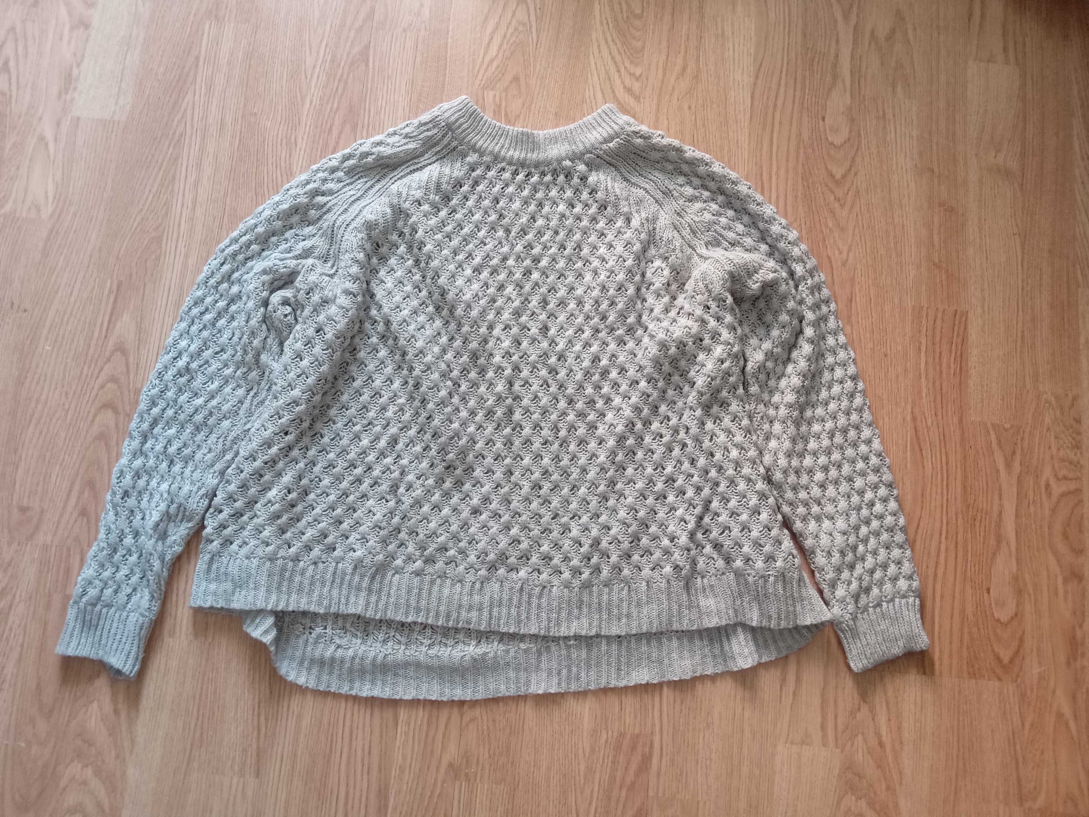 Bluze = 2 bucăți M/L (42 /44 )