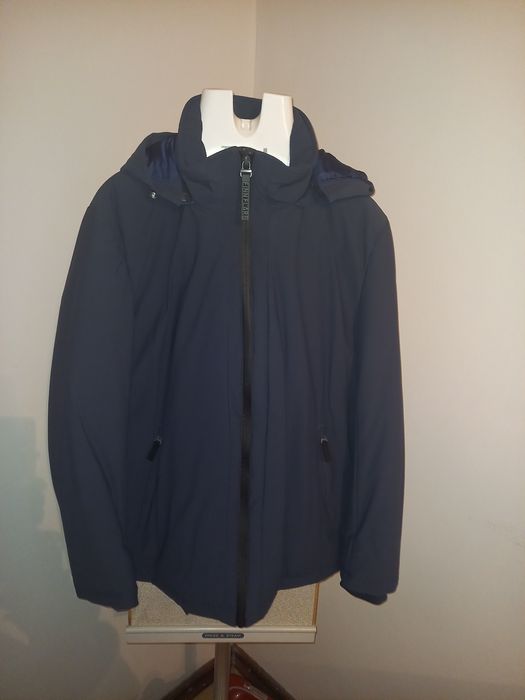 Продам тёплую куртку FINN FLARE р XL