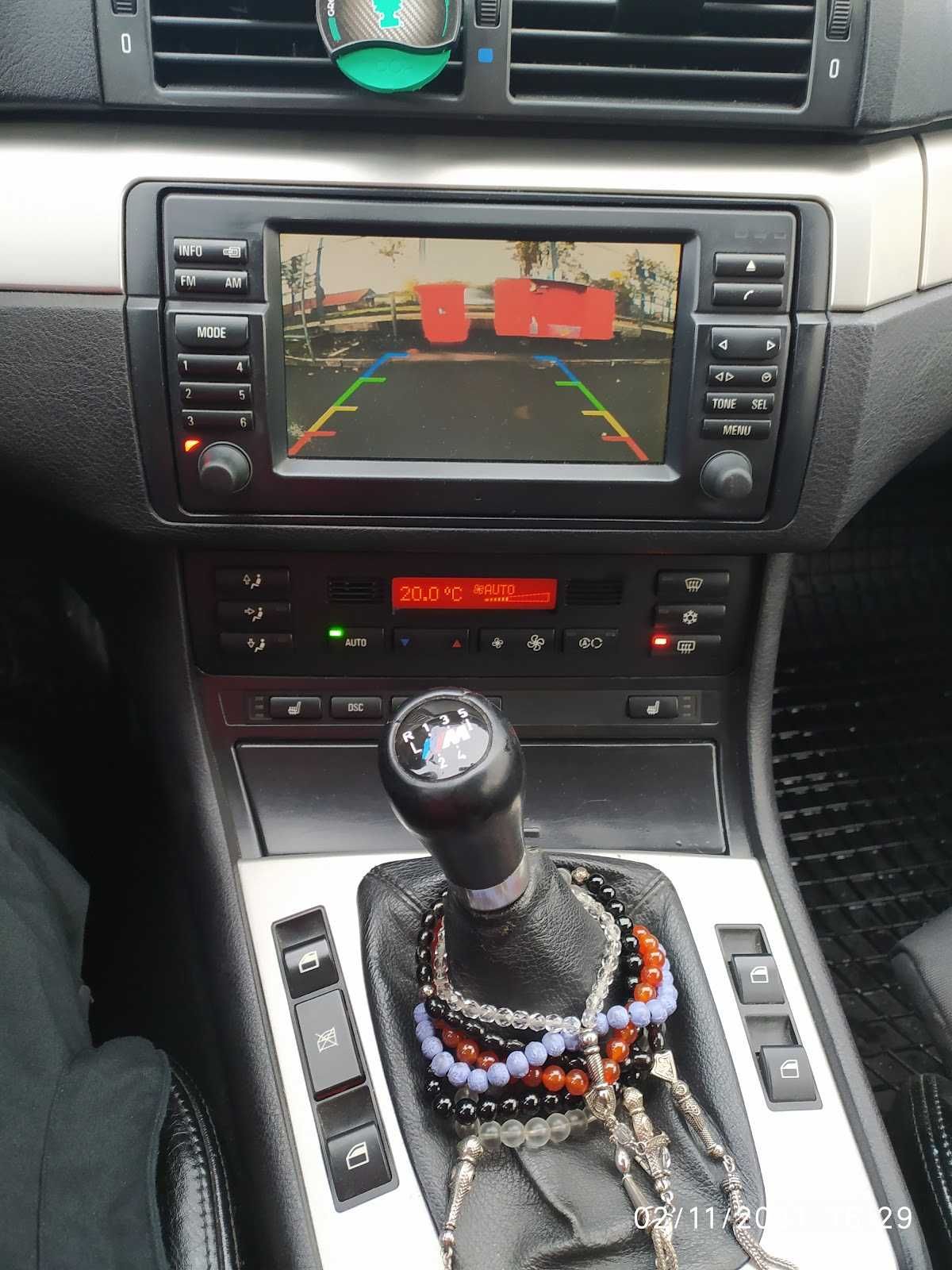 Продавам BMW 330 XI