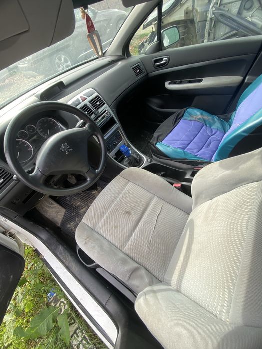 Piese Peugeot 307 an 2005 motor 1.6 i benzina!bara fata completa,usa