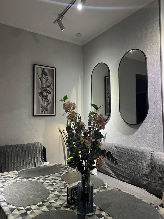 Xarxil turdagi va siz xohlagan shakilda profilli tosh oynalaga zakz ol