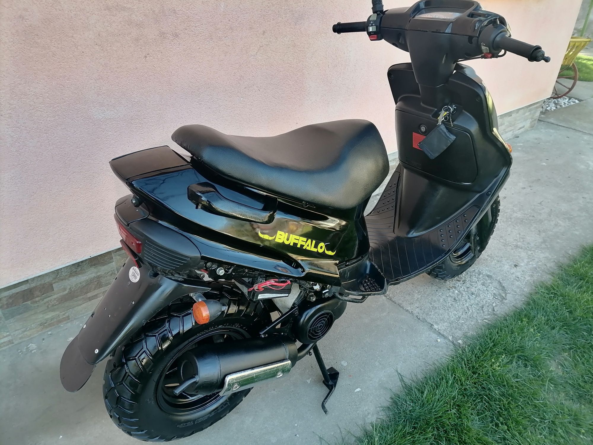 MACAL MM 50 Продавам Скутер 50 см3