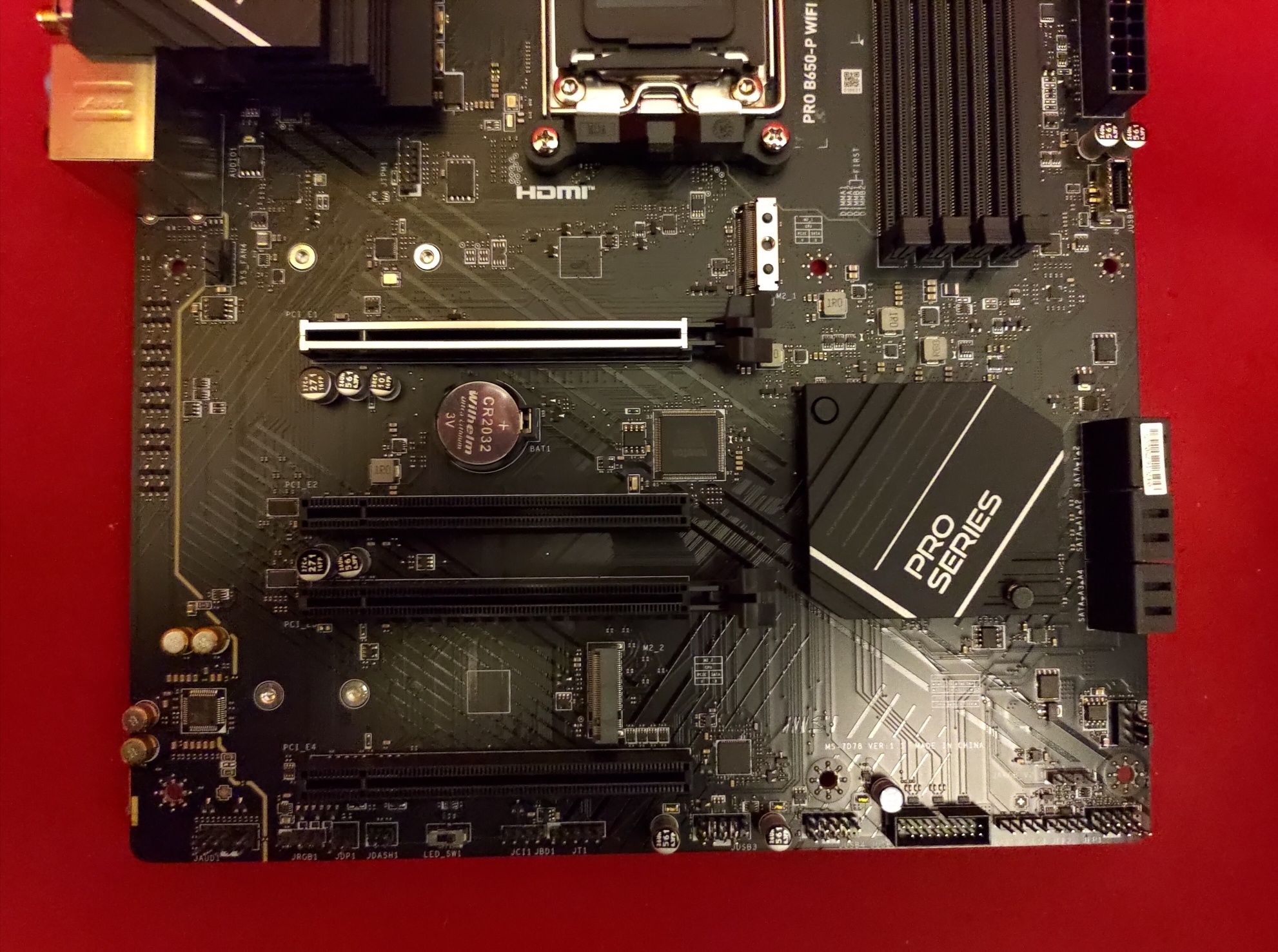 AM5: Ryzen 5 7500F с дънo MSI PRO B650-P с WIFI и 32GB DDR5 / опц SSD