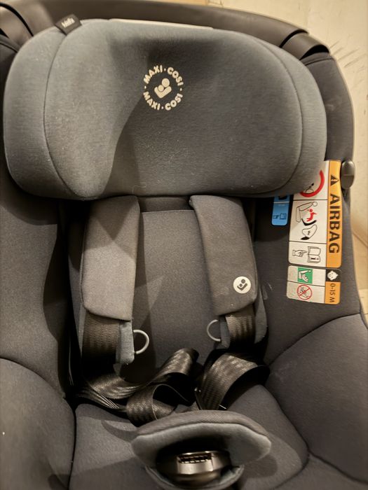 Столче за кола Maxi Cosi AxissFix