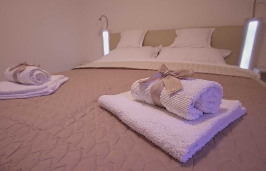 Продава се Тристаен апартамент в Бургас, Възраждане - 84 кв.м за 1087 €/кв.м - Снимка #2