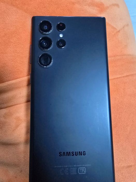 Срочно Продам Samsung  s22 ultra  в норм состоянии  128 гб