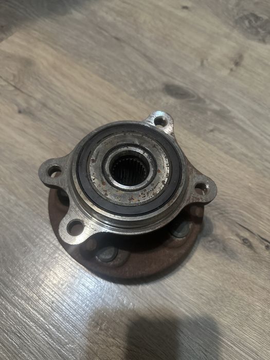 Ступица перед и зад Camry 70 75 с подшипником в сборе Б/у бу оригинал