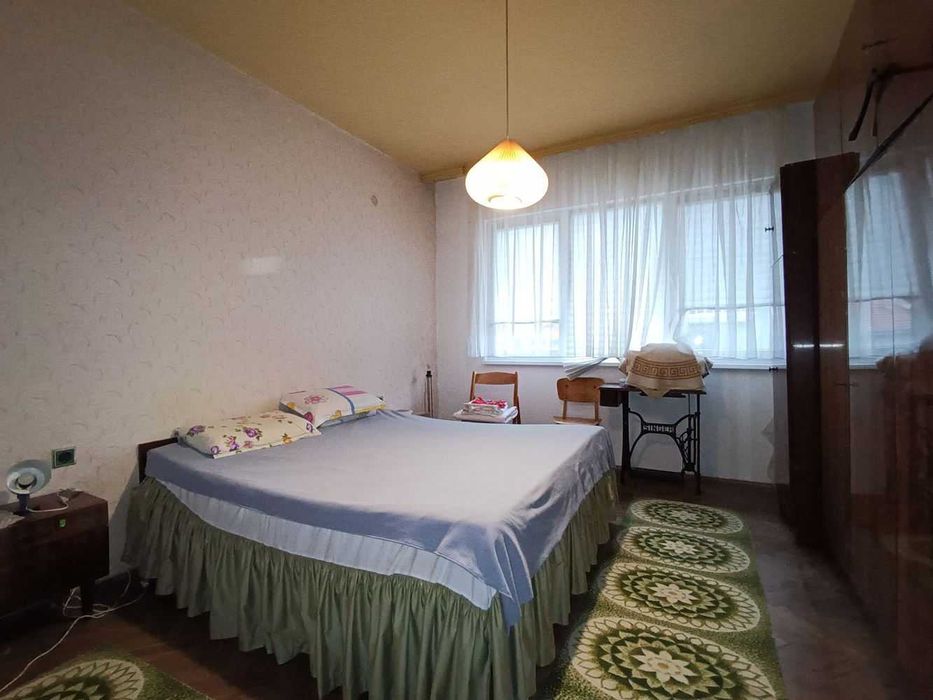 Продава се Четиристаен апартамент в Велико Търново, Център - 117 кв.м за 1409 €/кв.м - Снимка #8