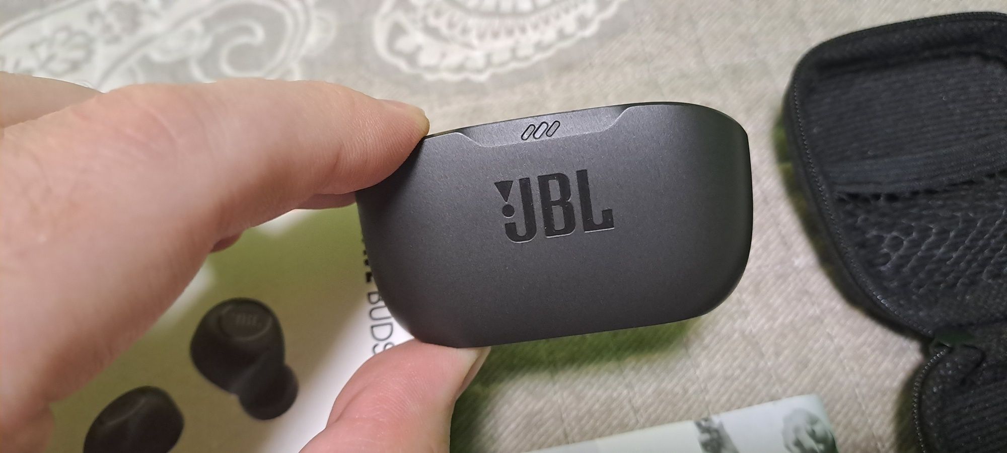 Новые JBL Wave Buds