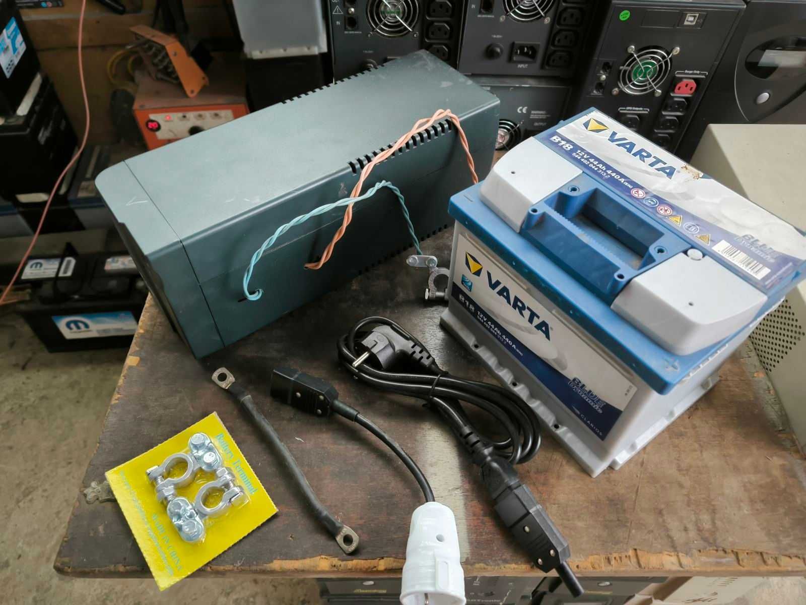 ЮПС-360w + акумулатор 44ач,UPS-360w,аварийно захранване и мн.др предл.