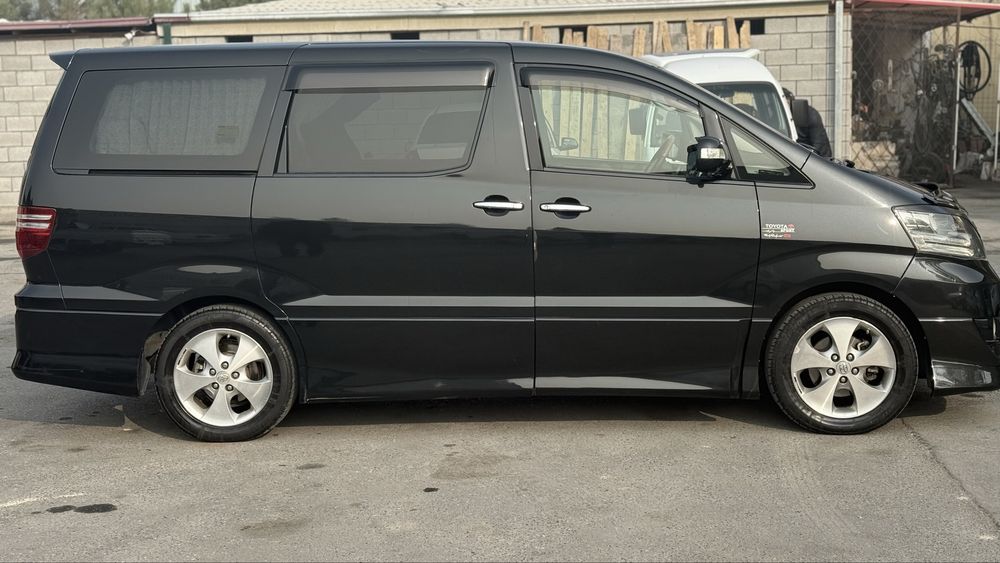 Toyota Alphard 2007 2.4 At 7 мест