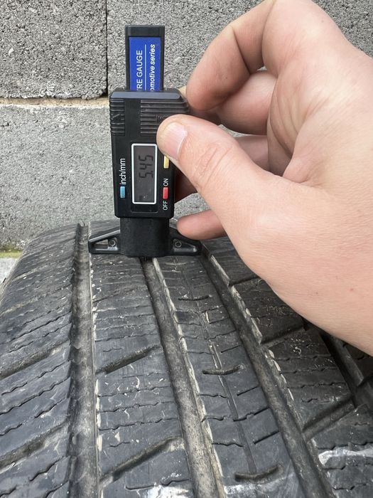 Cauciucuri m+s 215/70/16 Radar