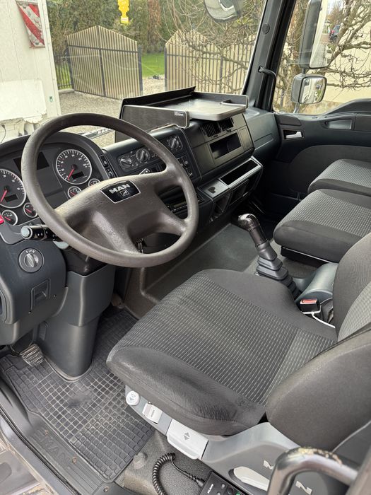 Vand Man cu lift/2012