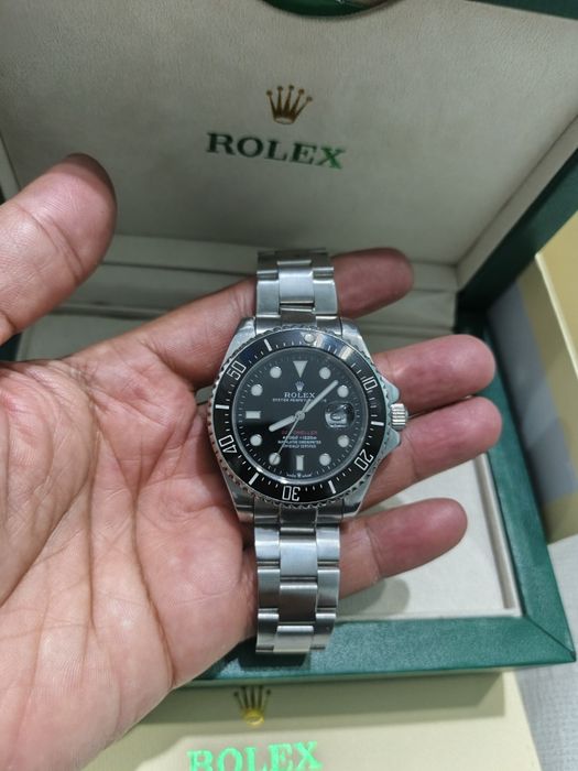 Rolex Механические часы Ролекс
Ремешок железный 
Стекло минеральные 
К
