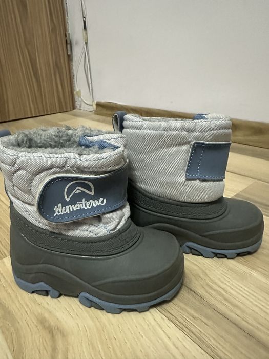 Детски ботушки за момче и момиче