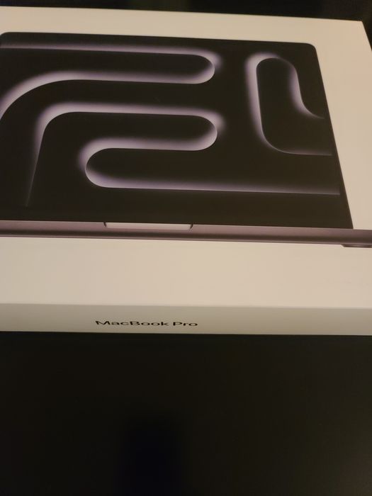 MacBook Pro M4 14-inch