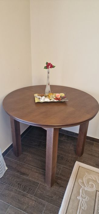 Masă extensibilă 6 persoane
