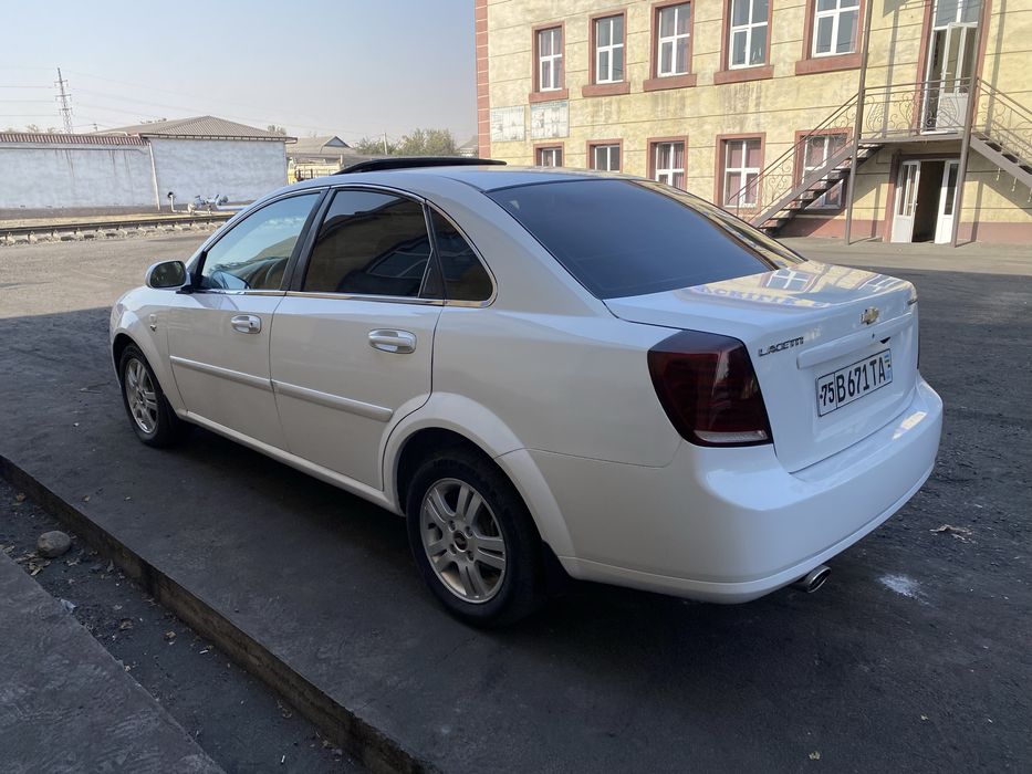Lacetti 1,6 2013 avtomat