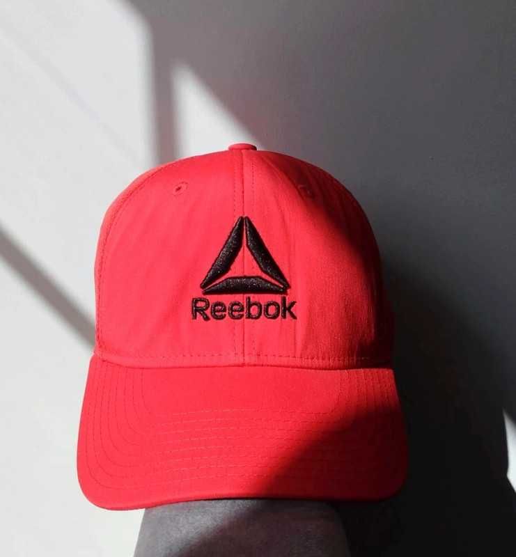 Sapca Reebok, rosie, o singura marime