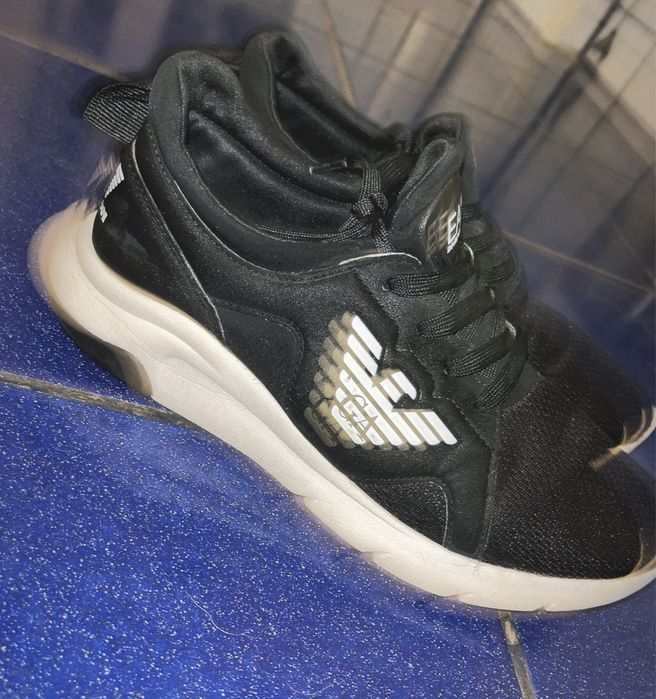 Adidasi Emporio Armani