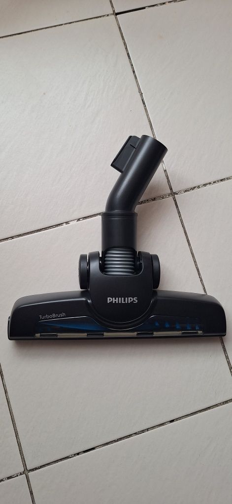 Четка Turbo Philips за килими и животински косми