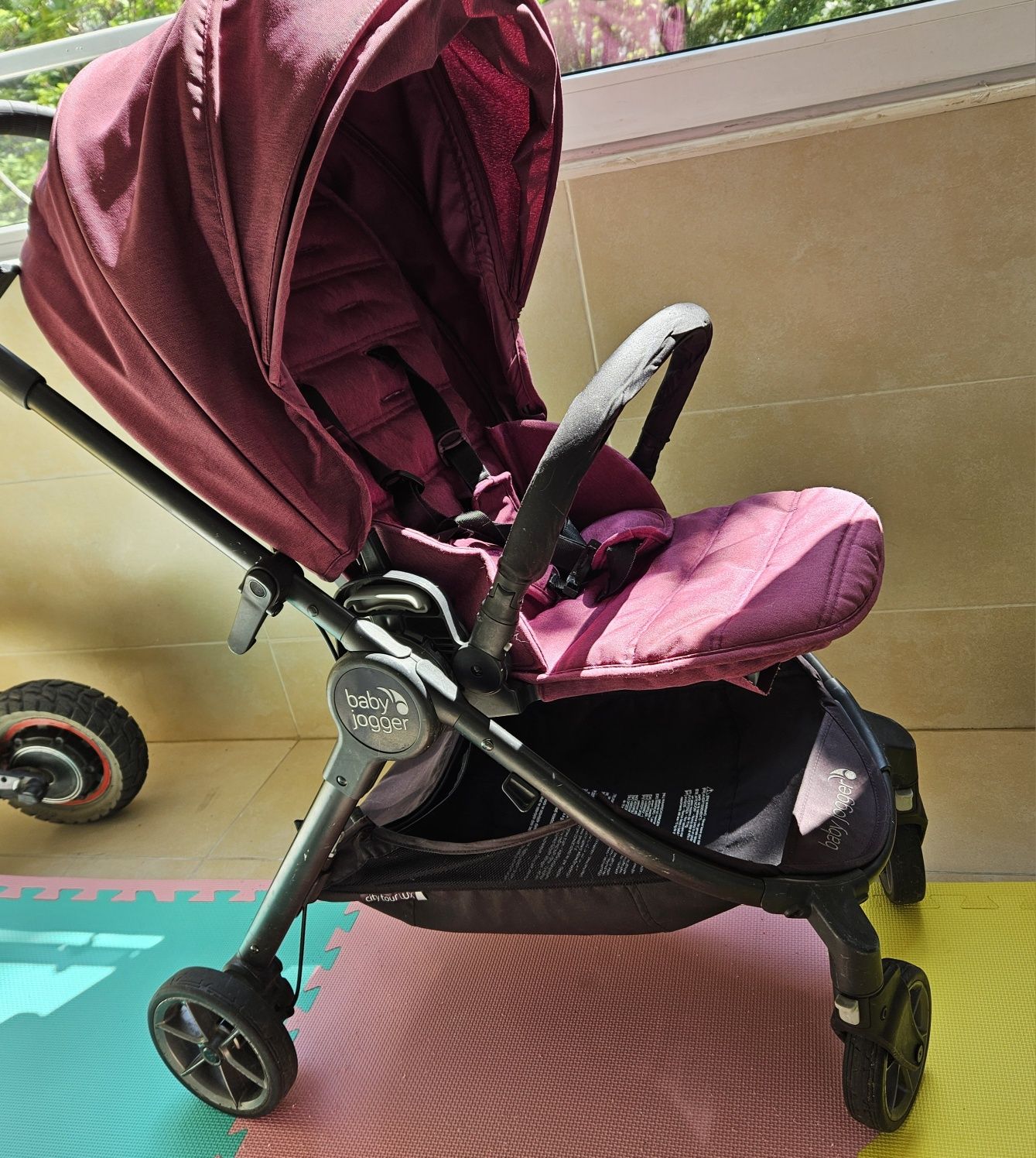 Carucior Baby Jogger city tour lux rosewood