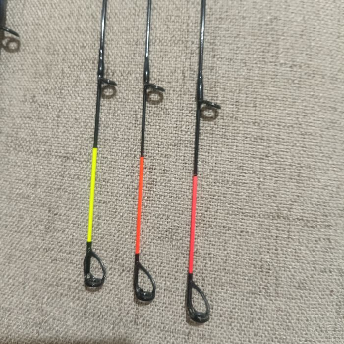 Vând feeder preston monster 4m