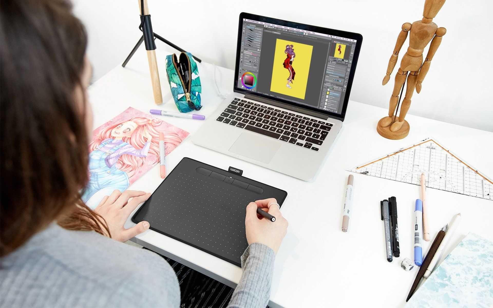 Tabletă grafică Wacom Intuos M Bluetooth CTL-6100WL, Neagră