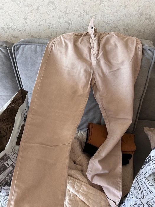 целый пакет одежд . брюки с начесом , рубажка