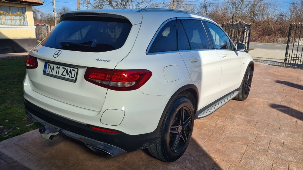 Mercedes glc 350e plug in hybrid >320hp  schimb cu teren