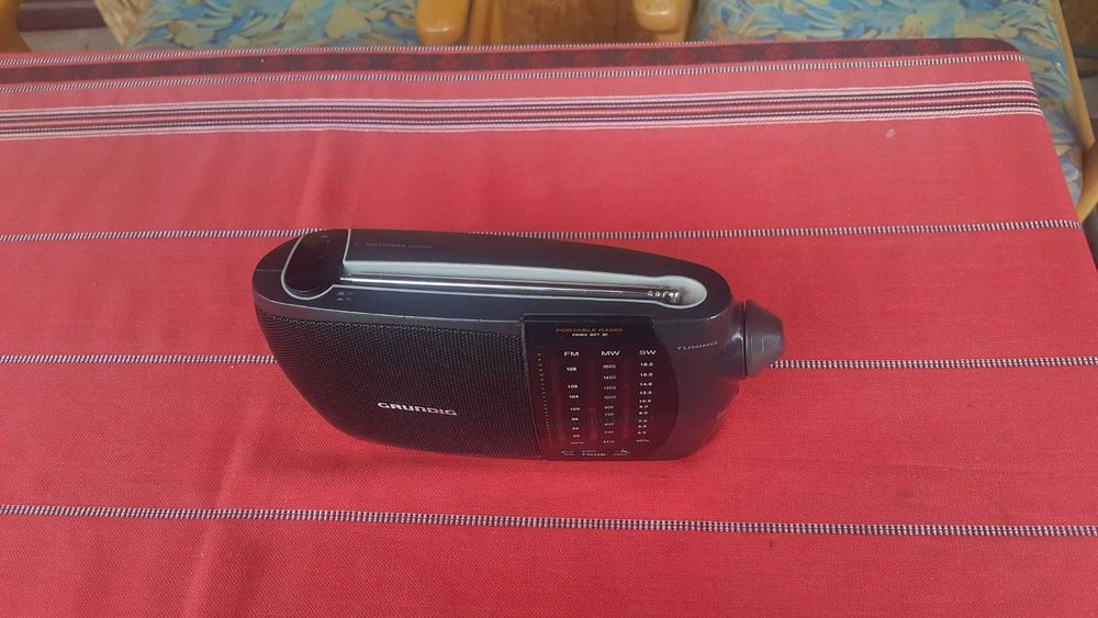 Radio receptorul Grundig Prima Boy 80 (Germania)