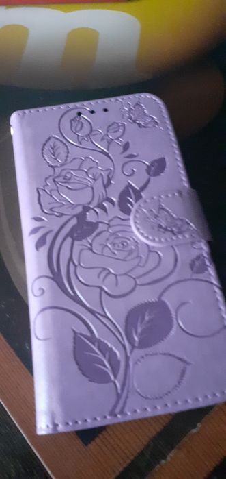 Продам чехол новый на самсунг S 8