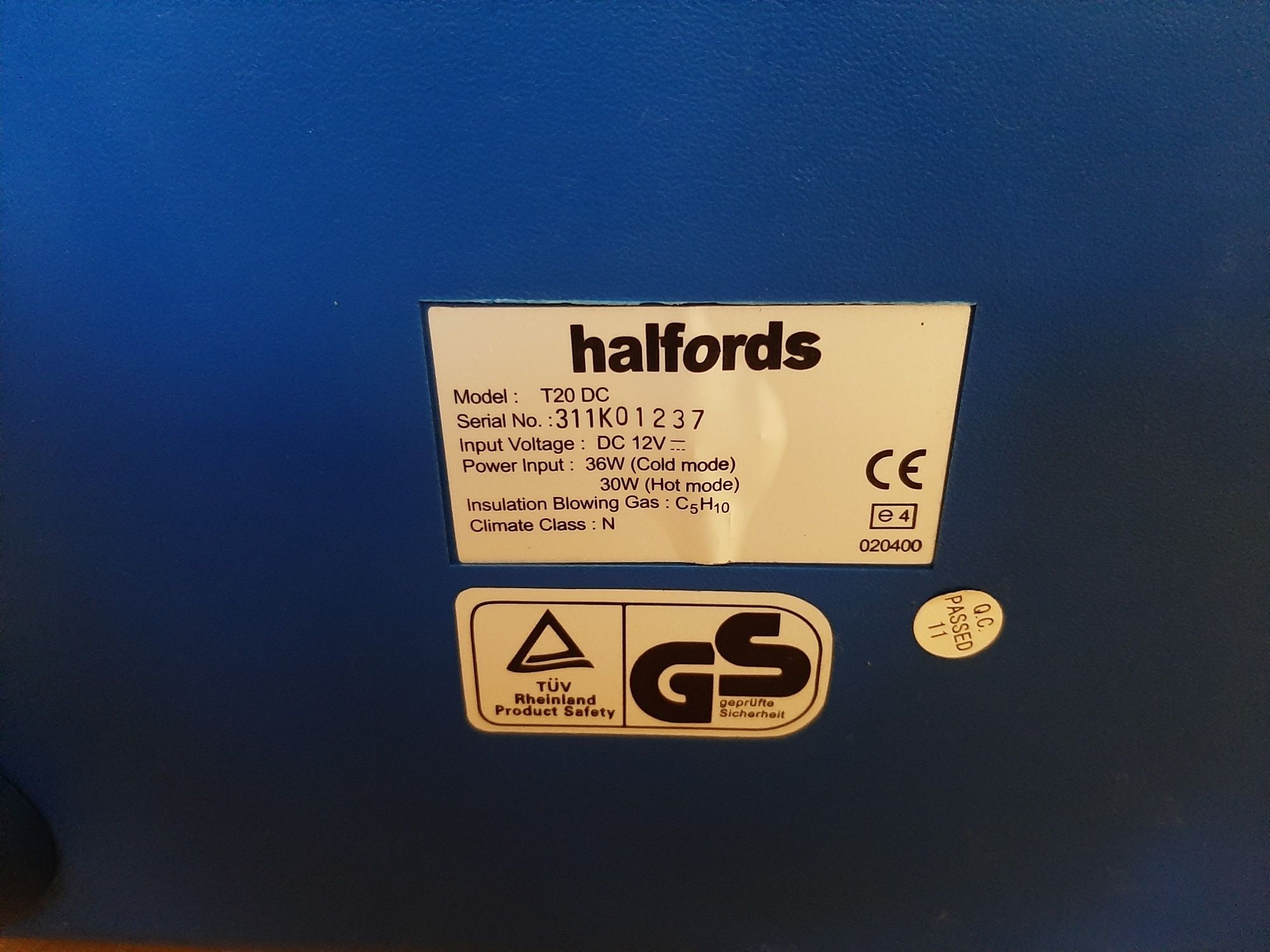 Хладилна чанта 12 V. Halford T20 DS.