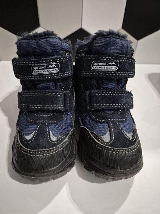 Ghete/ cizme impermeabile îmblănite 26