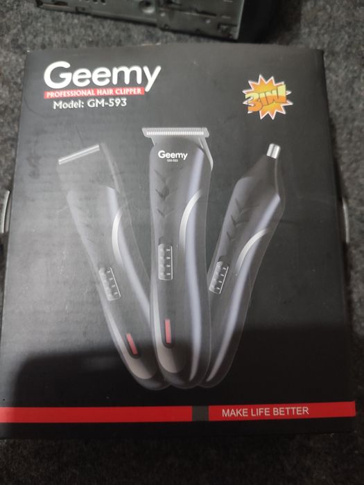 Продам триммер.    .