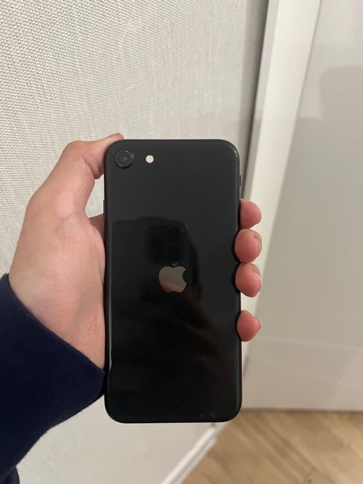 Apple iPhone SE 2020